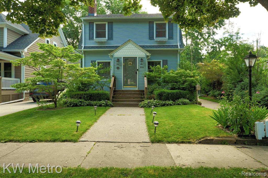806 LOCKWOOD Road, Royal Oak, MI 48067 — Photo 4