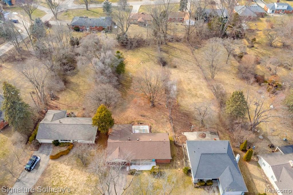 237 Marlborough Drive, Bloomfield Hills, MI 48302 — Photo 38