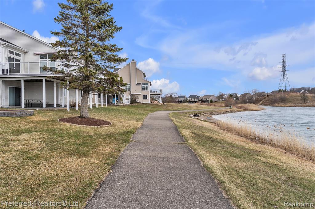 985 Watersedge Court, Oxford, MI 48371 — Photo 66