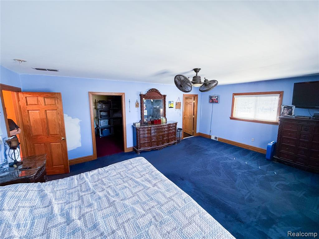 703 Saint John Street, Wyandotte, MI 48192 — Photo 31