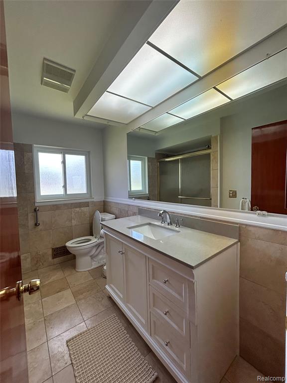 129 Pleasant Lake Drive, Waterford, MI 48327 — Photo 12