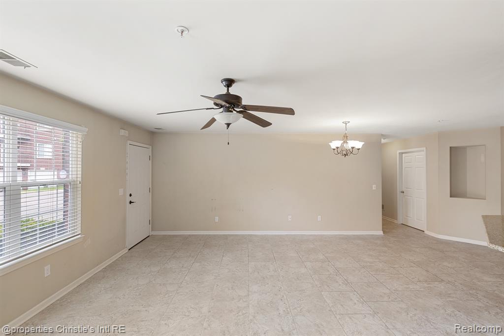 8437 Williamstown Drive, Shelby Twp, MI 48316 — Photo 4