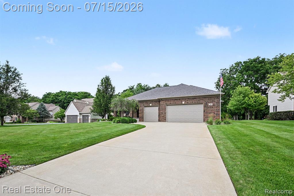 720 Scott Drive, Highland, MI 48356 — Photo 3