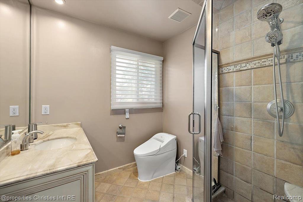 7716 MAPLE Drive, Westland, MI — Photo 21