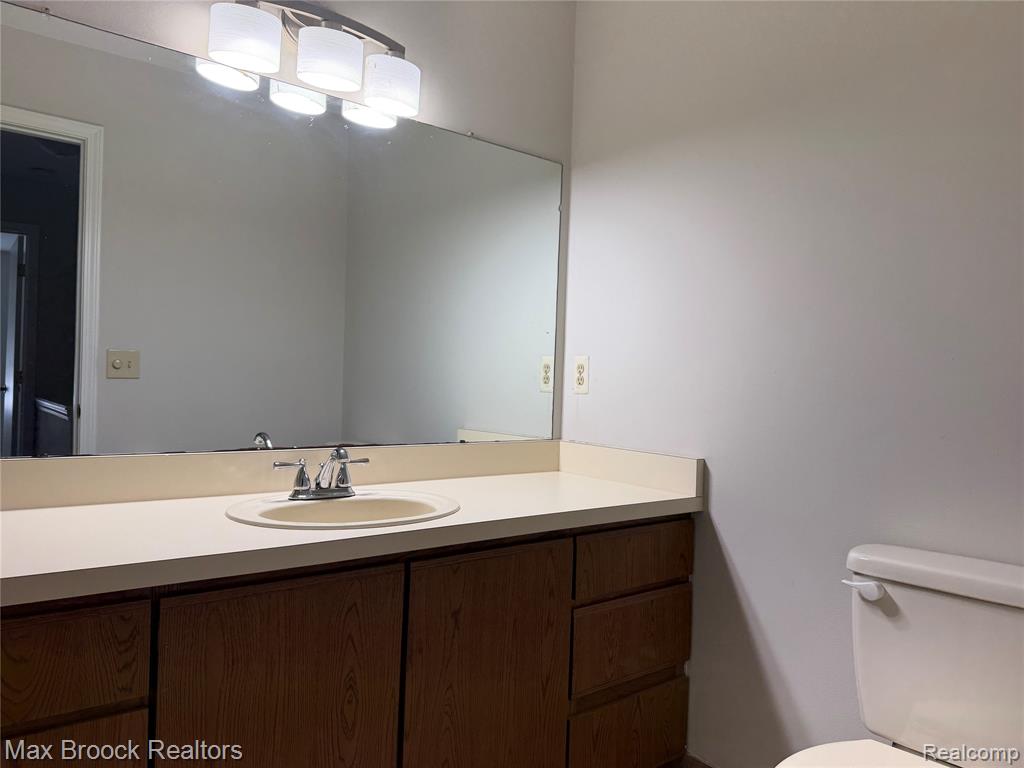 50431 Bay Run S, Chesterfield, MI 48047 — Photo 13