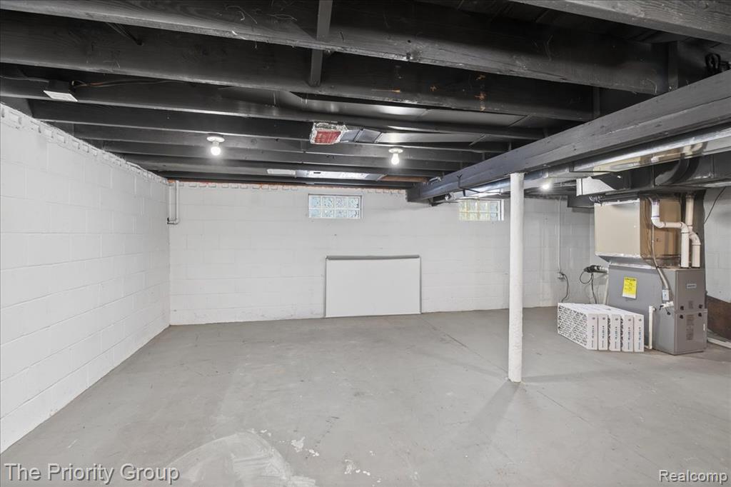 636 Lakeview Drive, White Lake, MI — Photo 42