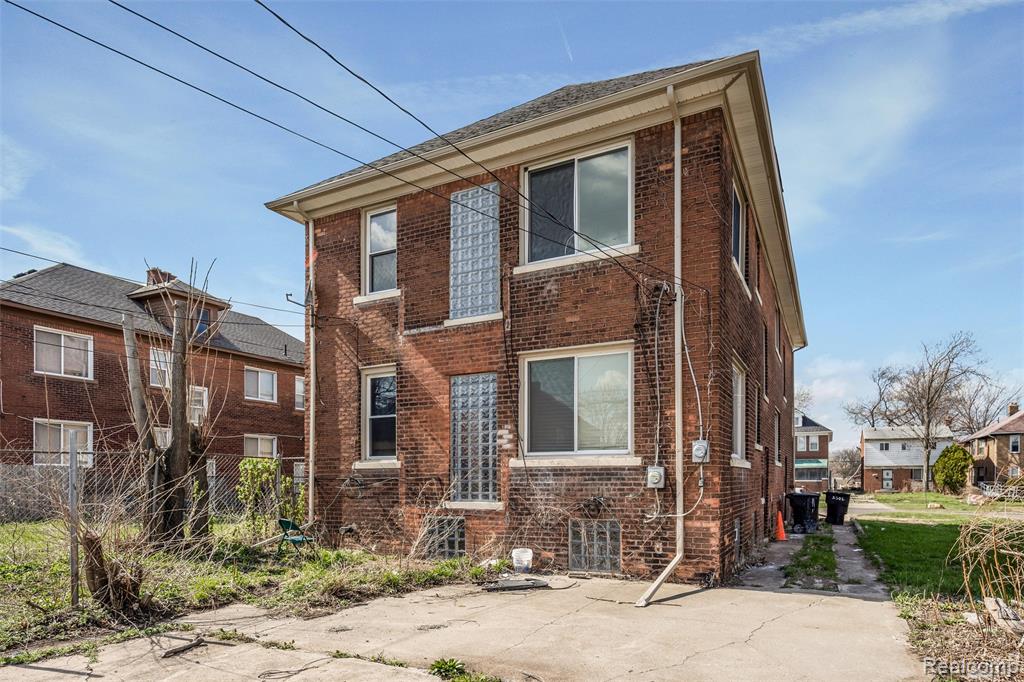3217 Elmhurst Street, Detroit, MI 48206 — Photo 22