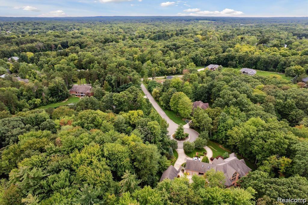 225 GREAT PINES Drive, Oxford, MI 48371 — Photo 3