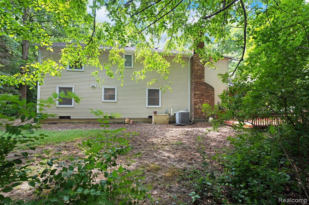 9020 Bridge Road, Grosse Ile, MI 48138 — Photo 6