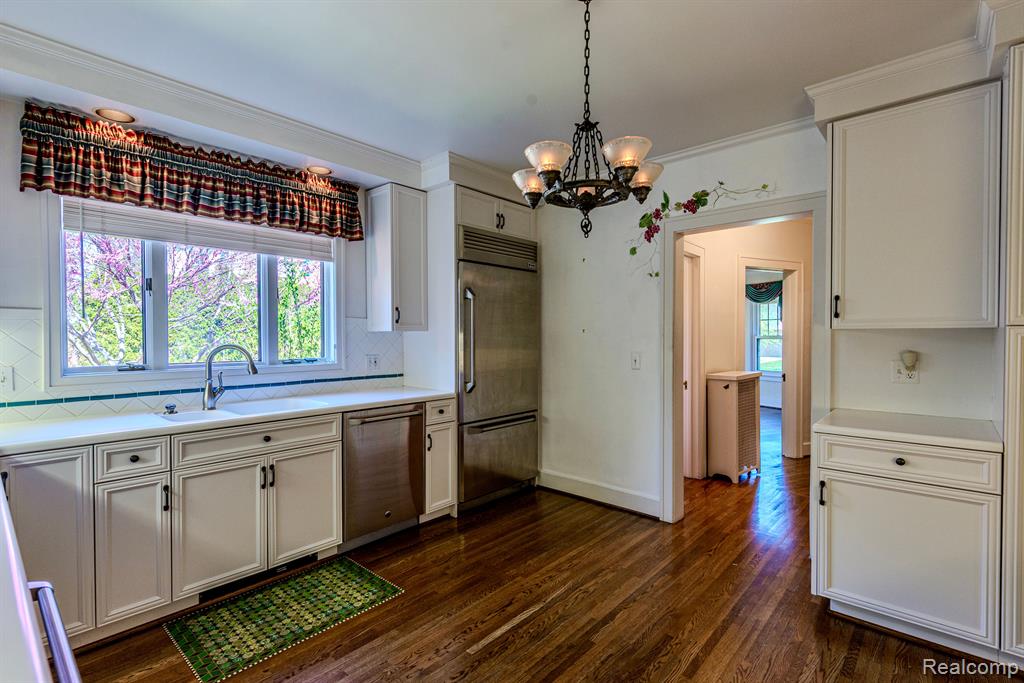 434 HENDRIE Boulevard, Royal Oak, MI 48067 — Photo 3
