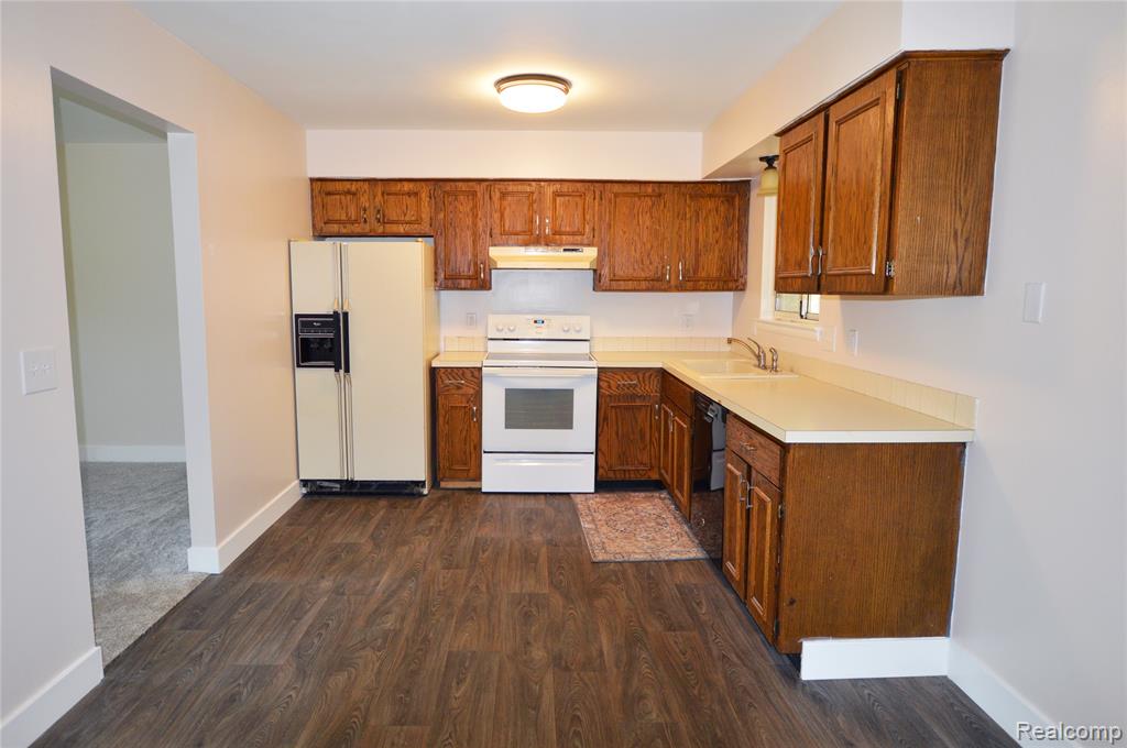 5200 Wishing Well Drive, Grand Blanc, MI 48439 — Photo 8