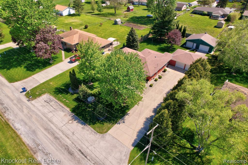 275 S Airport Road, Saginaw, MI 48601 — Photo 52
