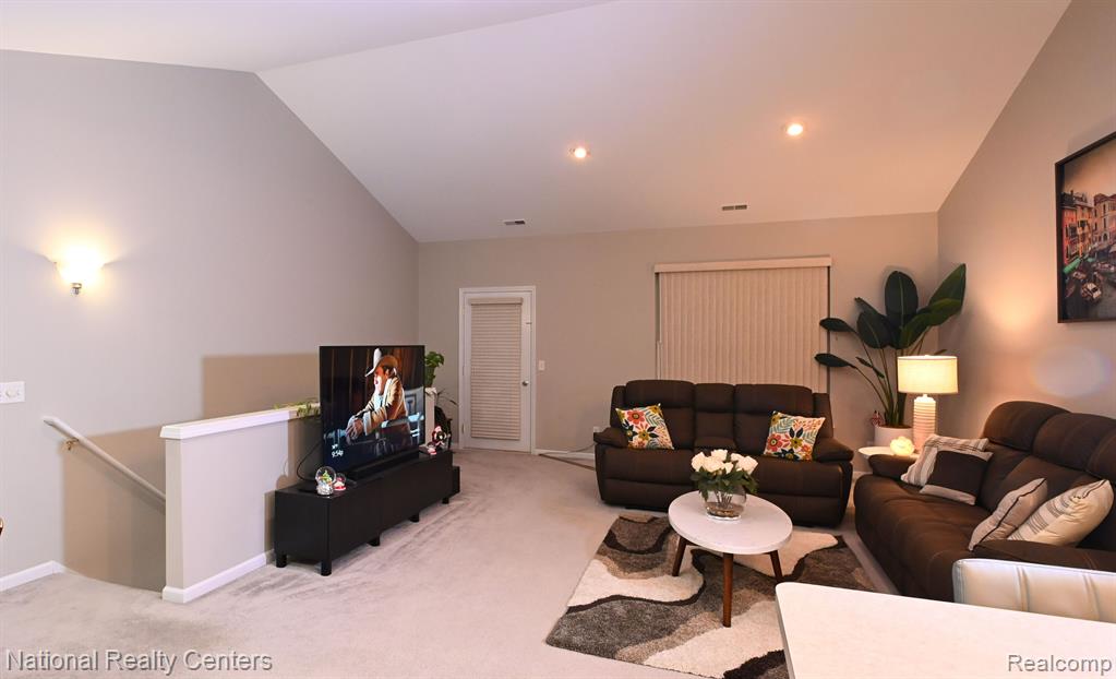 40564 BLYTHEFIELD Lane, Canton, MI 48188 — Photo 11