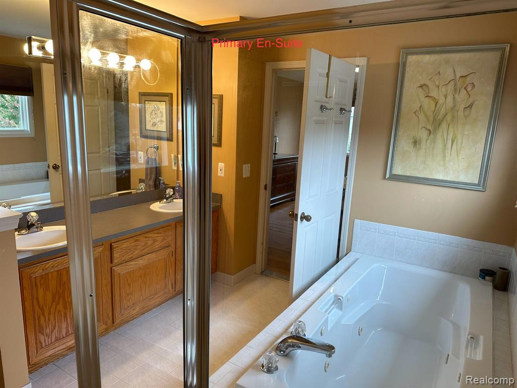 48701 LAFAYETTE Drive, Macomb, MI 48044 — Photo 59