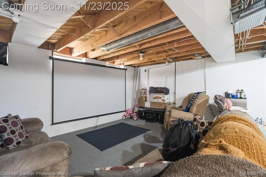 17377 Avilla Boulevard, Lathrup Village, MI 48076 — Photo 15