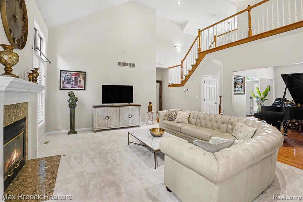 9843 Oak Valley Drive, Clarkston, MI 48348 — Photo 6