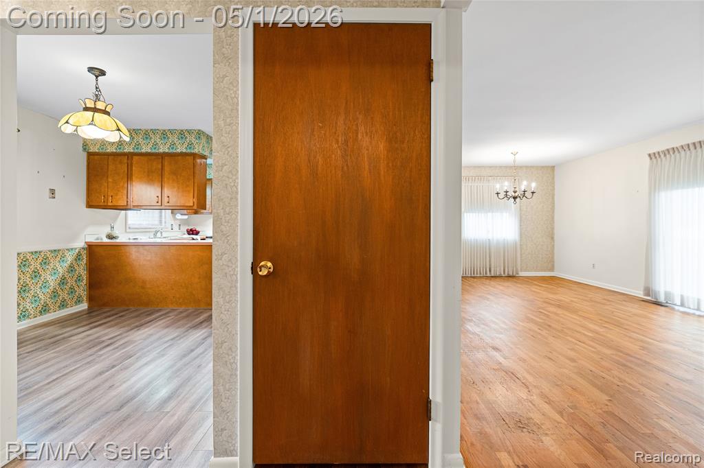 4476 Old Carriage Road, Flint, MI 48507 — Photo 31