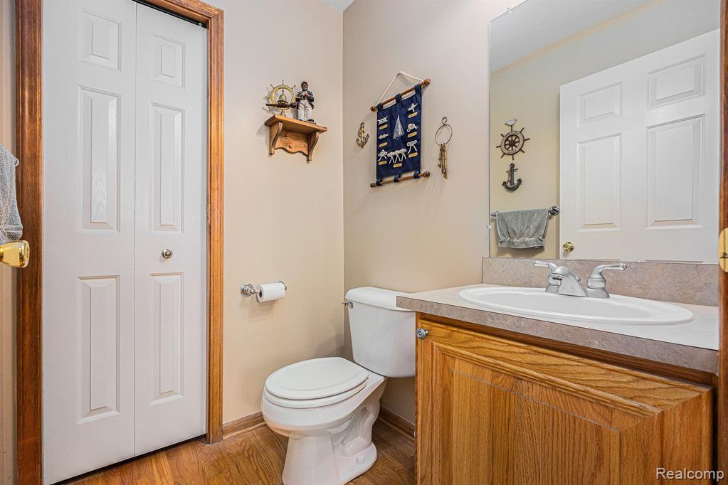 50190 MAGDALINA Drive, Macomb, MI 48044 — Photo 20