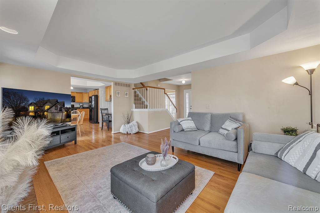 46408 DOUBLETREE Road, Canton, MI 48187 — Photo 10