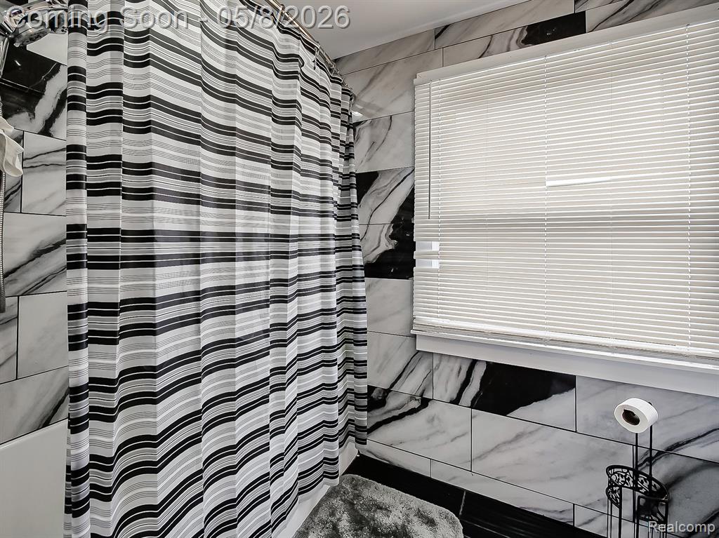 16207 Harlow Street, Detroit, MI 48235 — Photo 16