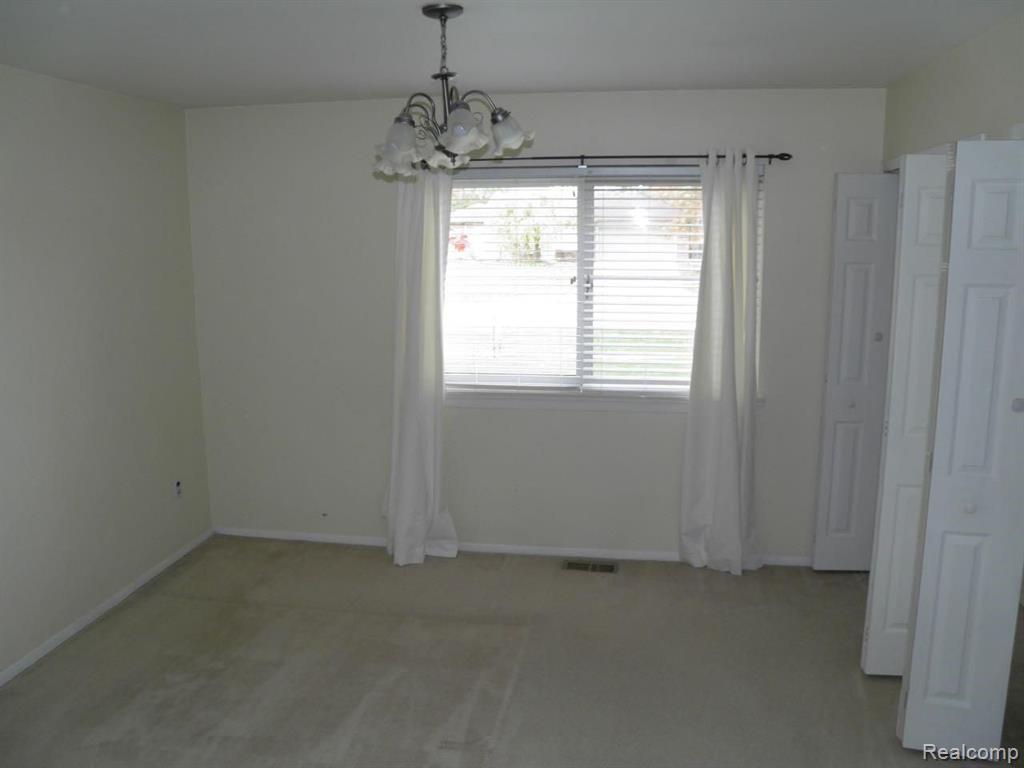 43805 HANFORD Road, Canton, MI 48187 — Photo 10
