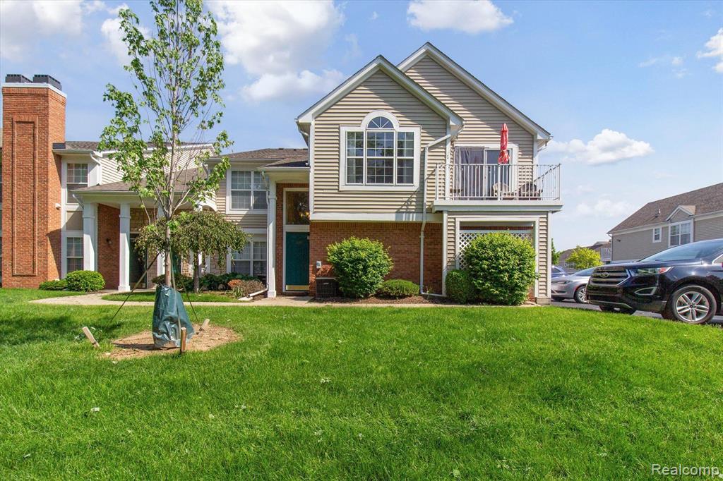 4174 BERKSHIRE Drive, Sterling Heights, MI 48314 — Photo 3