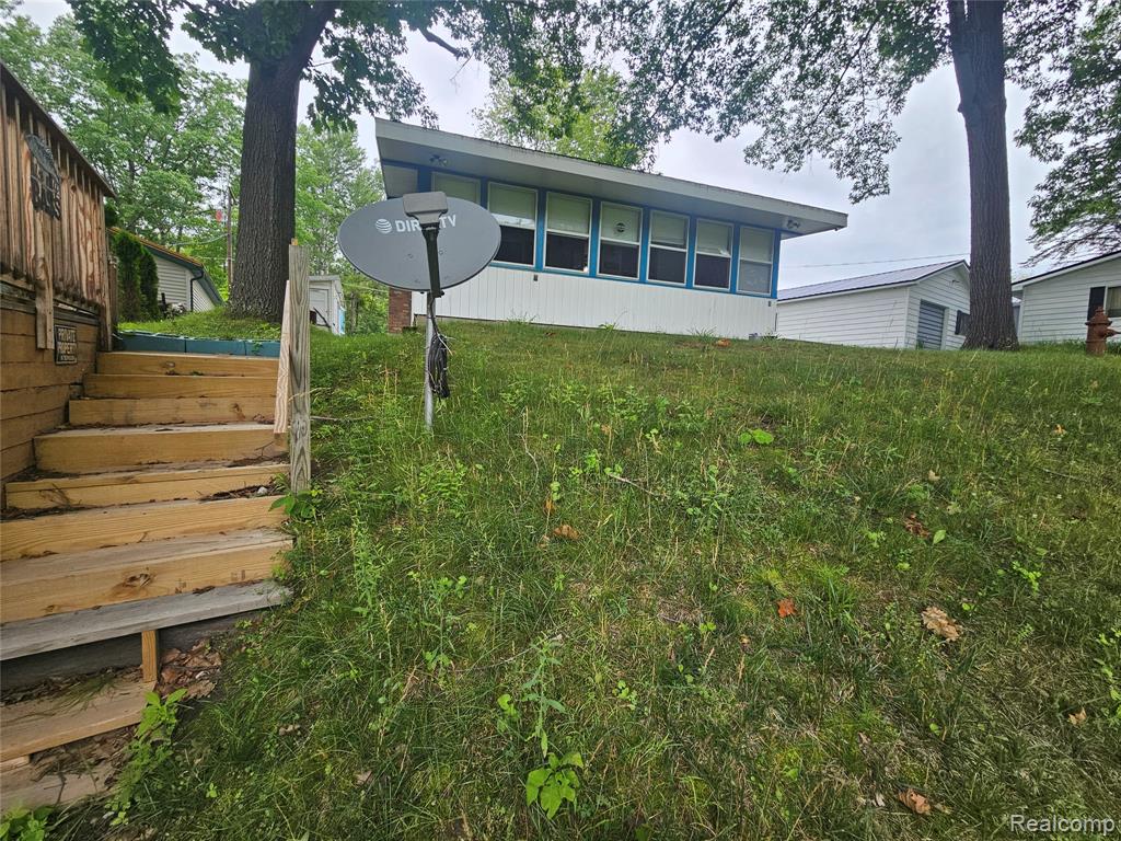 942 Pequot Lane, Hope, MI 48628 — Photo 9