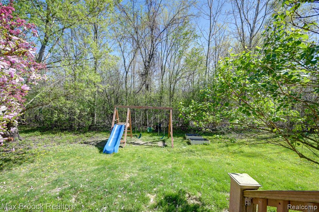 7273 BELLE MEADE Street, Ypsilanti, MI 48197 — Photo 47