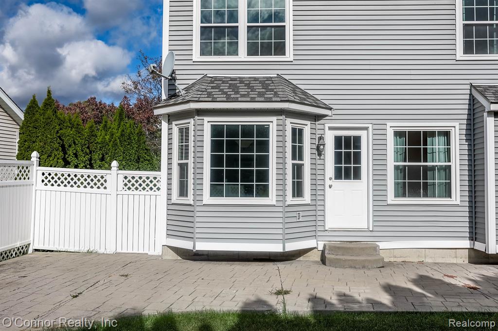 955 Covington, Marysville, MI 48040 — Photo 29