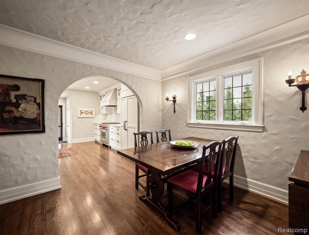 404 LINDEN Road, Birmingham, MI 48009 — Photo 13