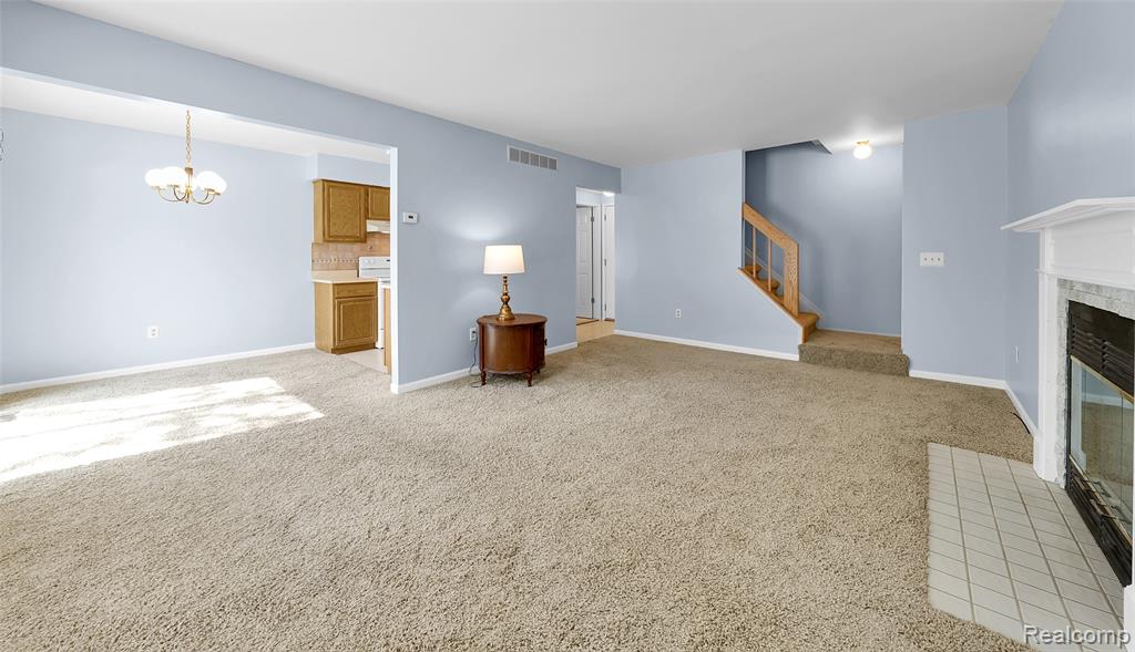 7613 Woodview Drive, 46, Waterford, MI 48327 — Photo 7
