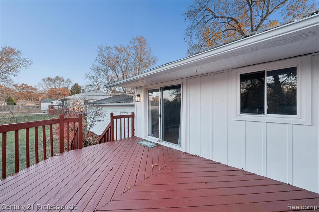 1268 Amarillo Street, Wolverine Lake, MI 48390 — Photo 36