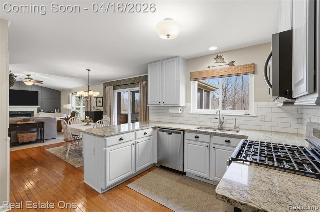 21592 Nathan Court, South Lyon, MI 48178 — Photo 12