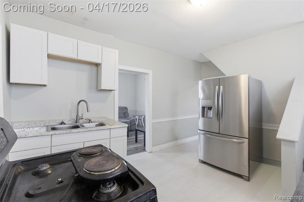 5729 Maxwell Street, Detroit, MI 48213 — Photo 9