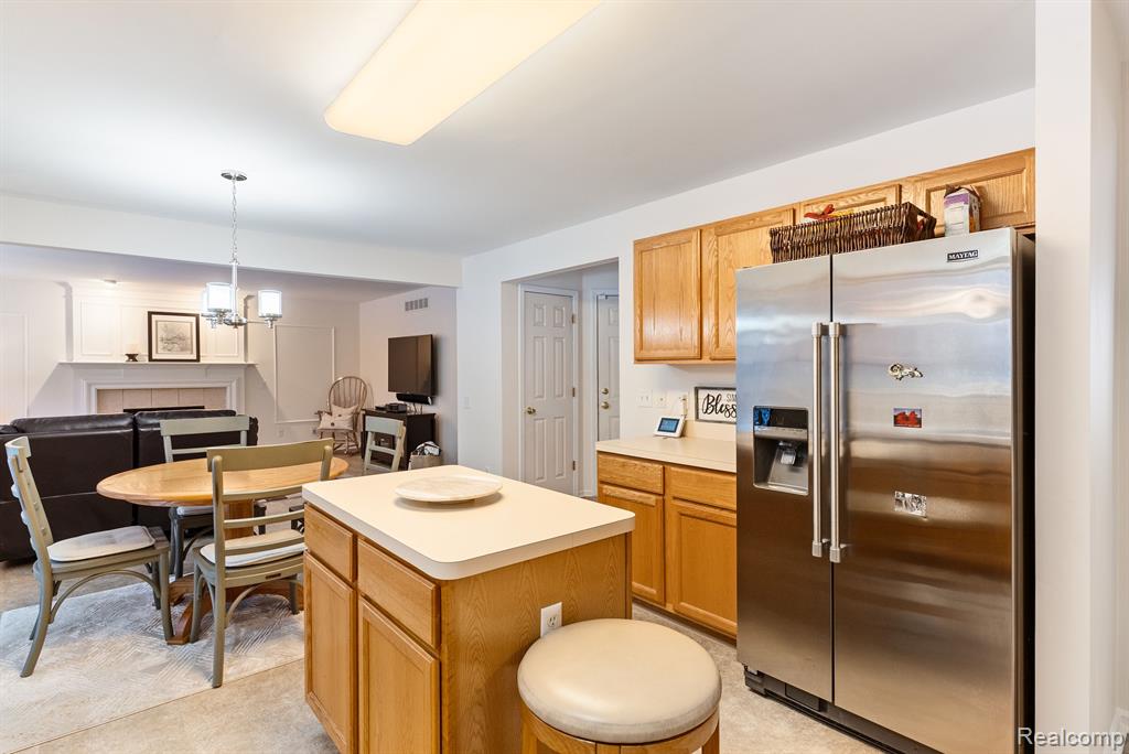 7983 SPRINGWATER Drive, Ypsilanti, MI 48197 — Photo 17