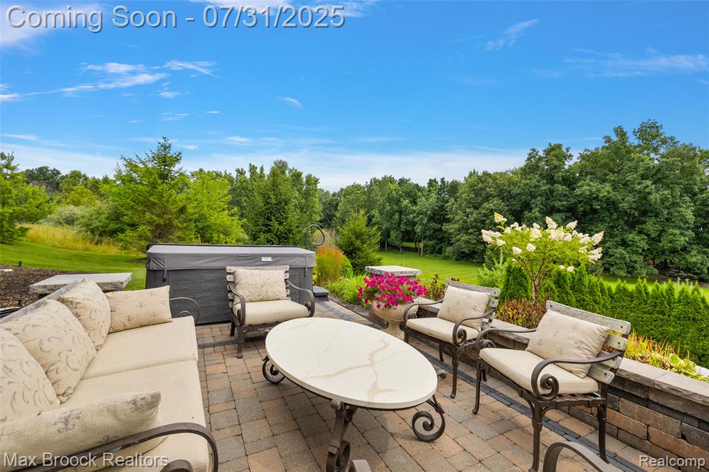 8926 Stonewall W, Clarkston, MI 48348 — Photo 43