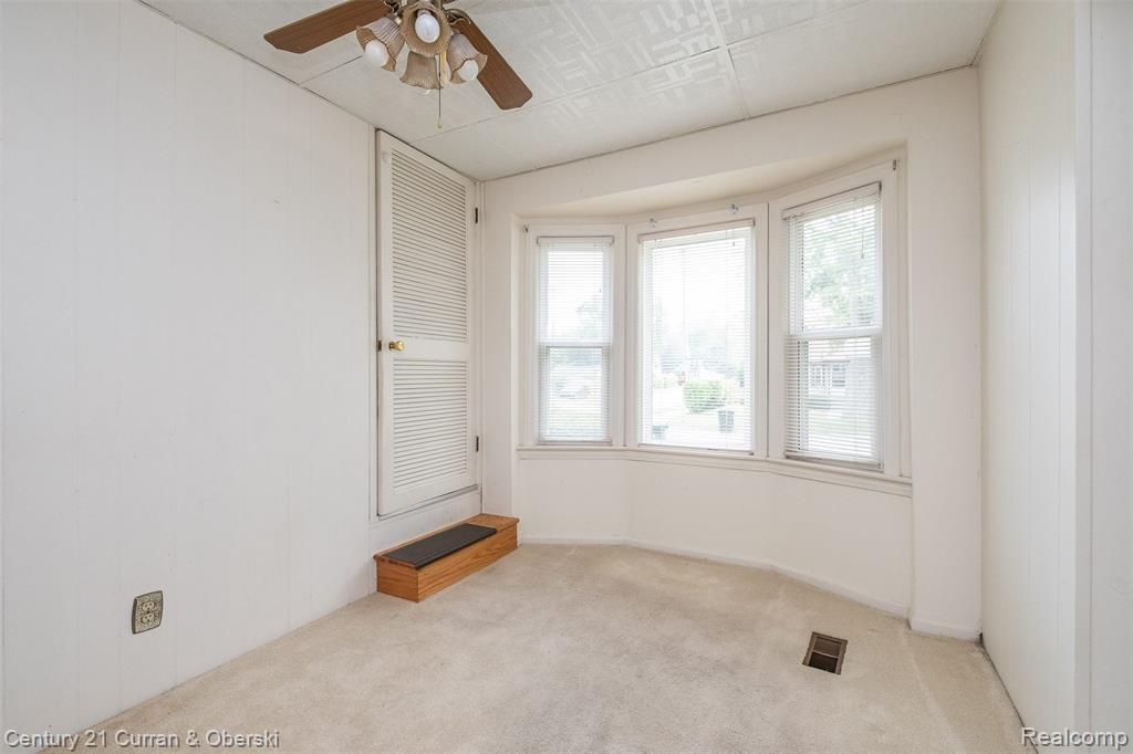 9663 Columbia, Redford, MI 48239 — Photo 10