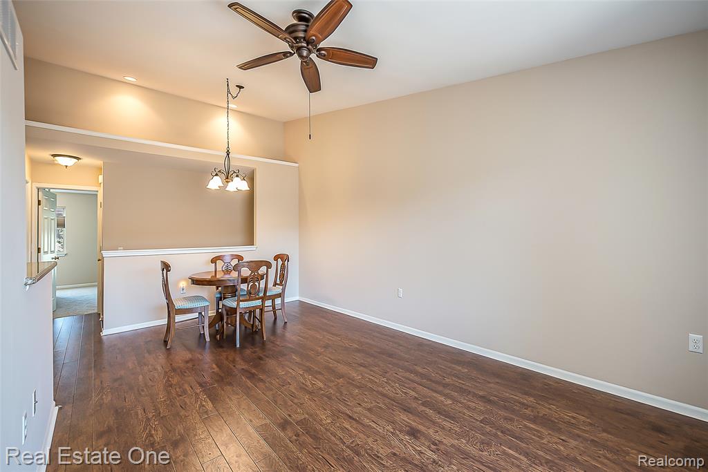 61726 VALLEY FORGE, South Lyon, MI 48178 — Photo 11