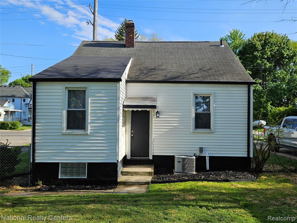317 Michigan Avenue, Pontiac, MI 48342 — Photo 5