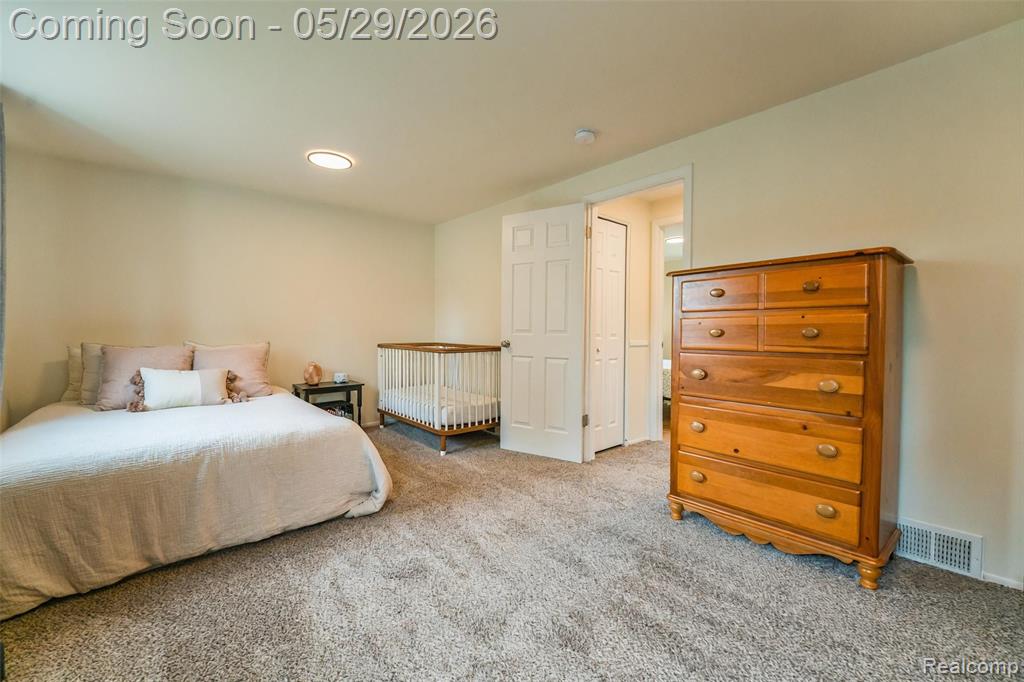 8941 Bristol Court, Ypsilanti, MI 48198 — Photo 16