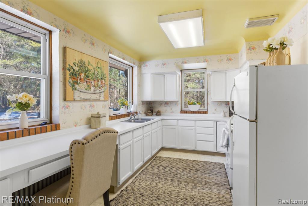 11180 Spencer Road, Brighton, MI 48114 — Photo 3