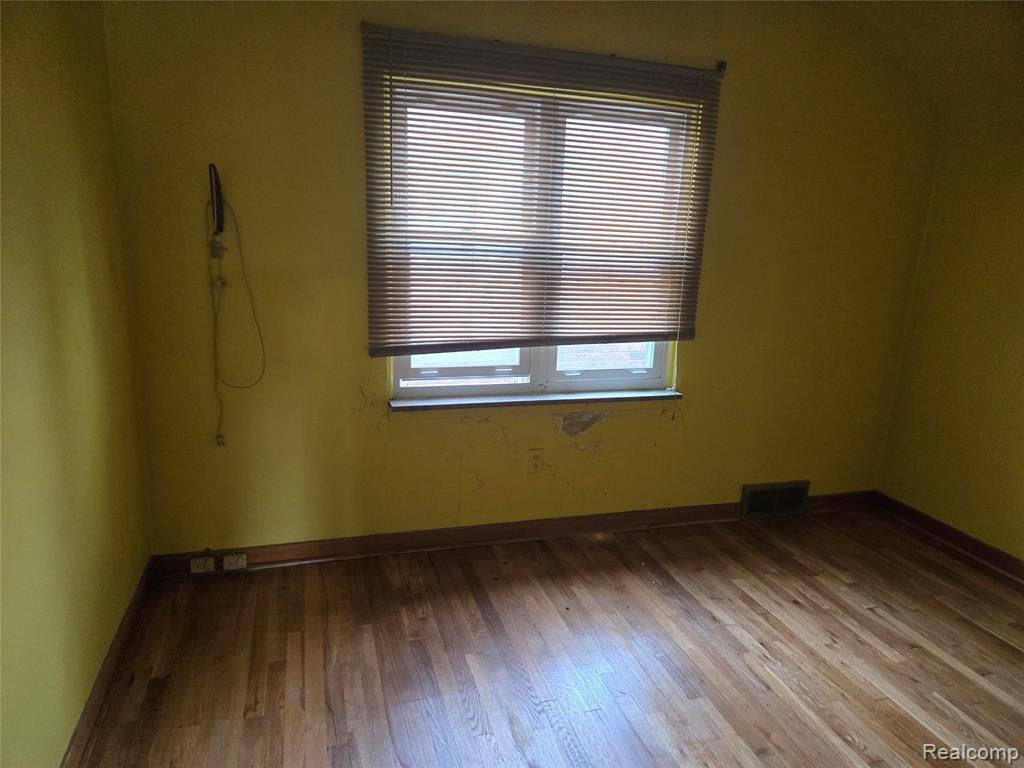 10346 Lakepointe Street, Detroit, MI 48224 — Photo 5