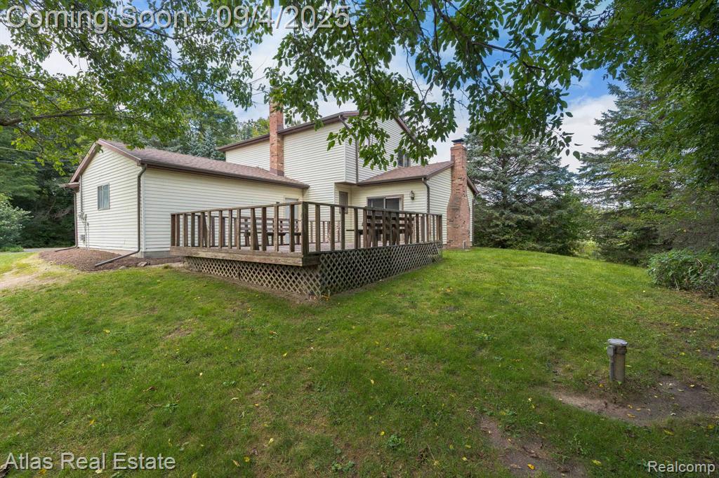 8557 Henderson Road, Goodrich Vlg, MI — Photo 6