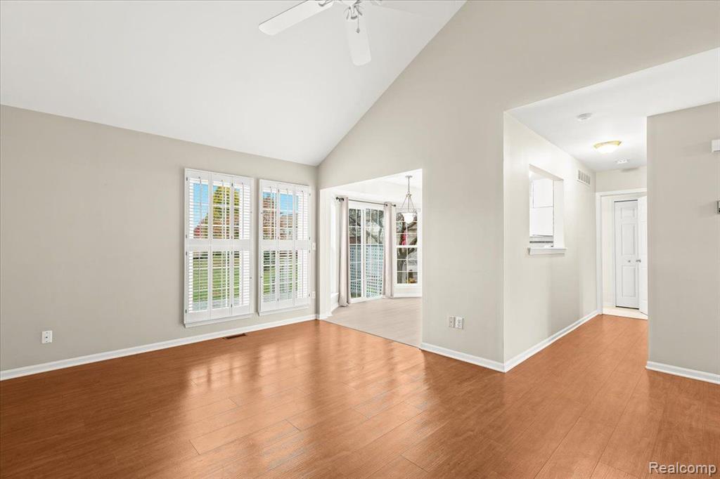 4138 HUNTERS Circle E, Canton, MI 48188 — Photo 10