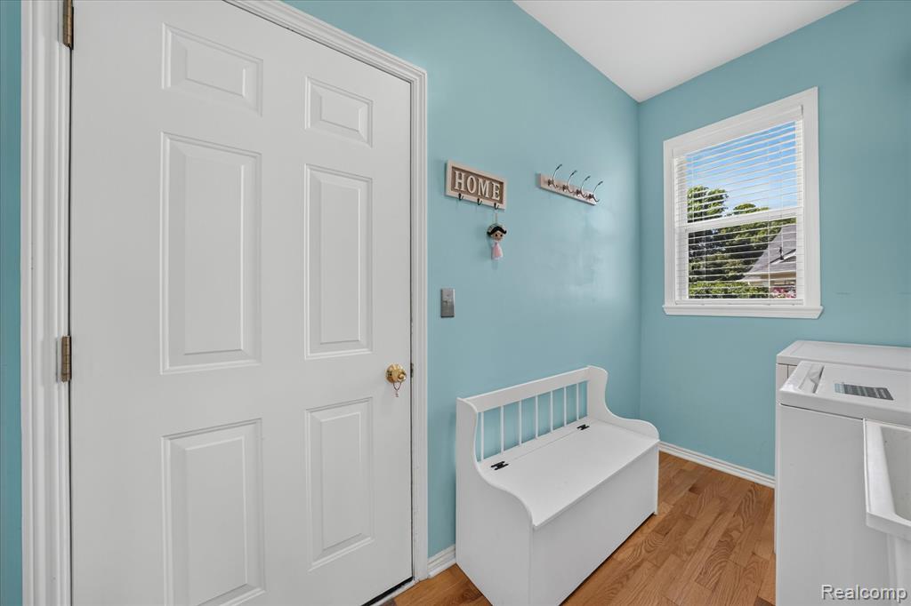 860 Island Lake Drive, Oxford, MI 48371 — Photo 17