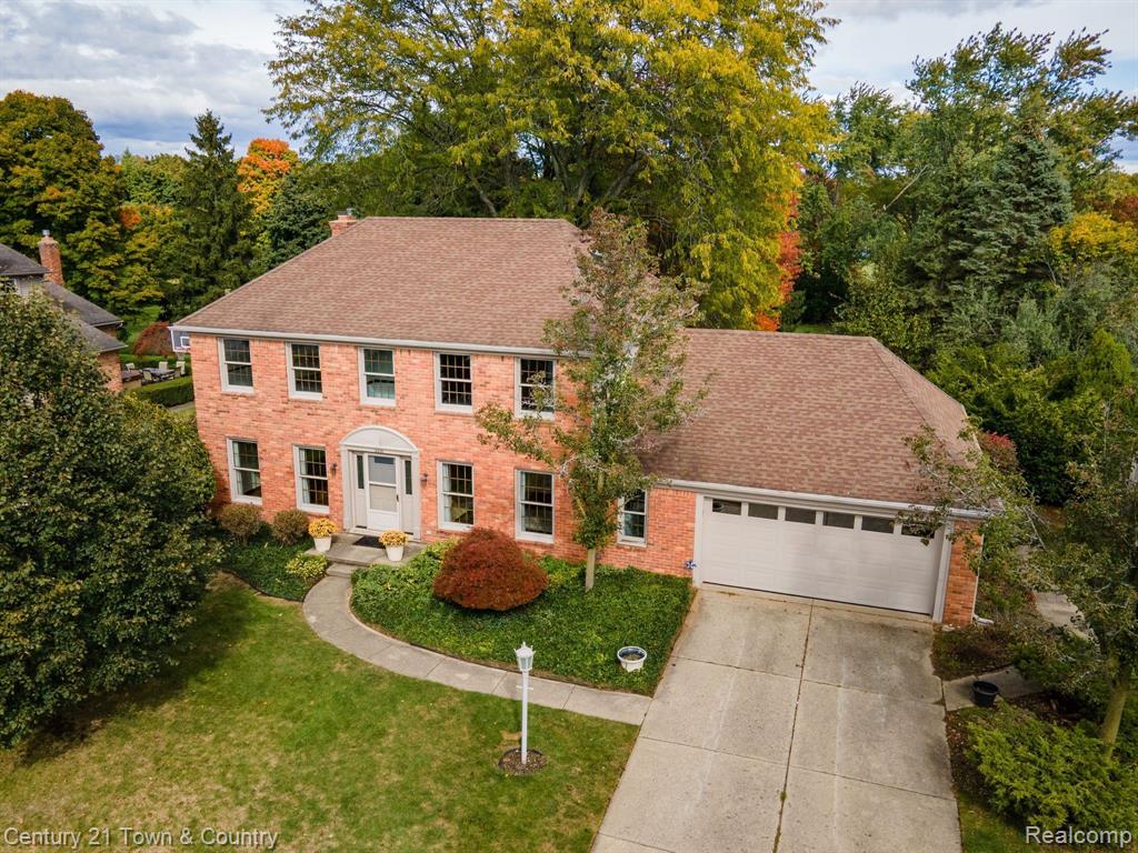 16436 OLD BEDFORD Road, Northville, MI 48168 — Photo 43