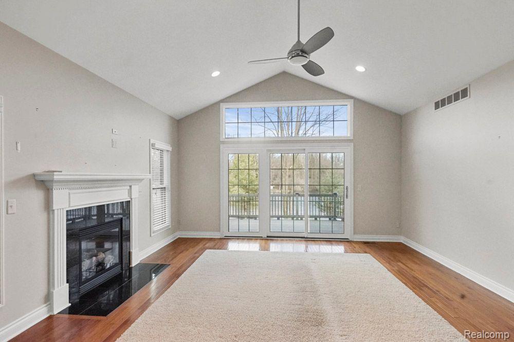 71 BURNIAH Lane, Lake Orion, MI 48362 — Photo 8