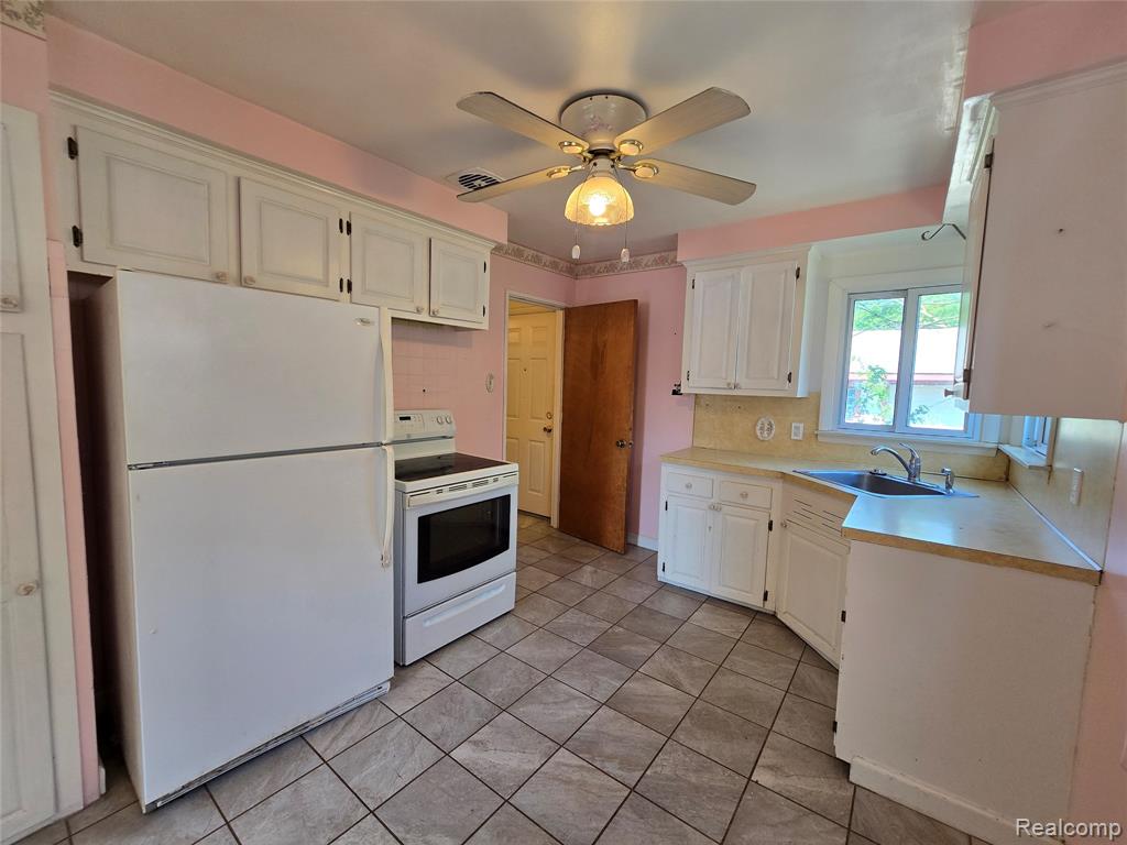 410 Central Street, Inkster, MI 48141 — Photo 8