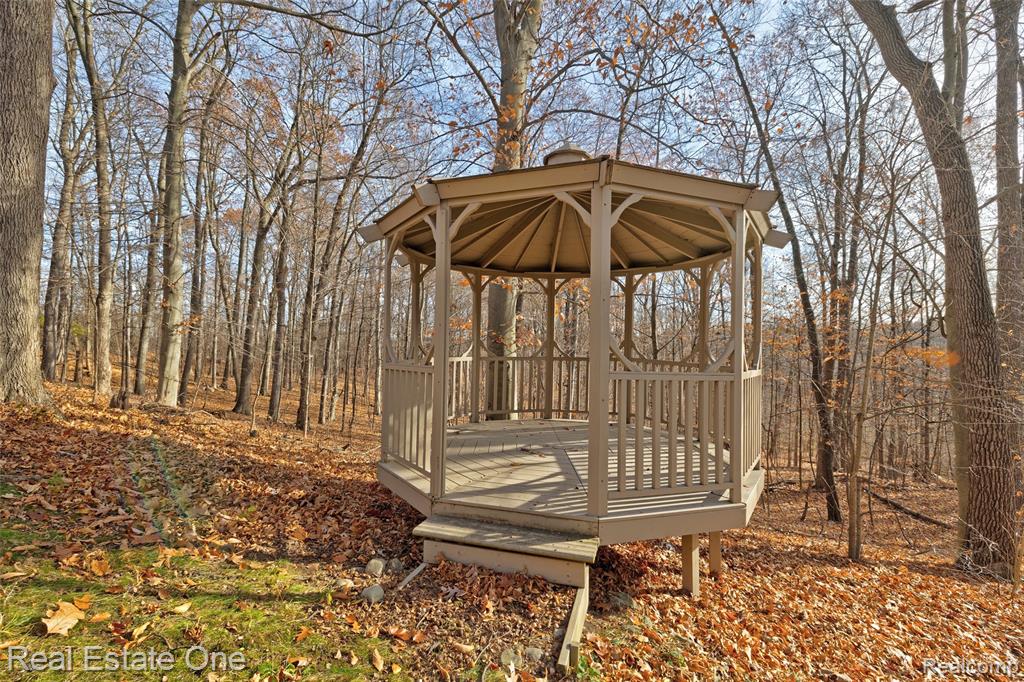 509 Bluebird Trail, Ortonville, MI 48462 — Photo 86