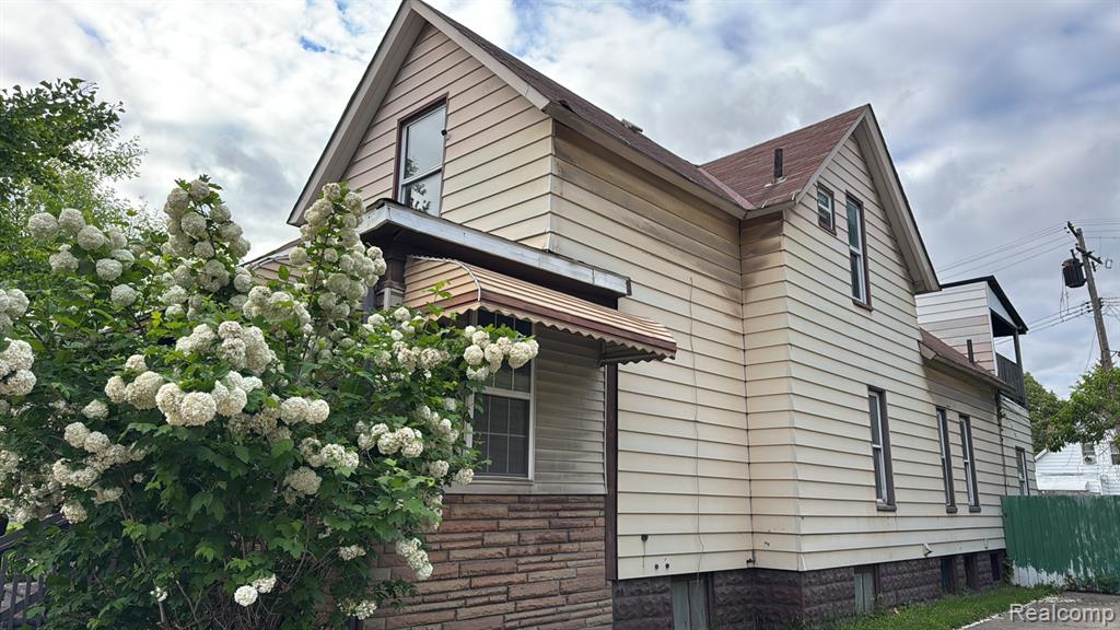 19 E Cicotte Street, River Rouge, MI 48218 — Photo 2